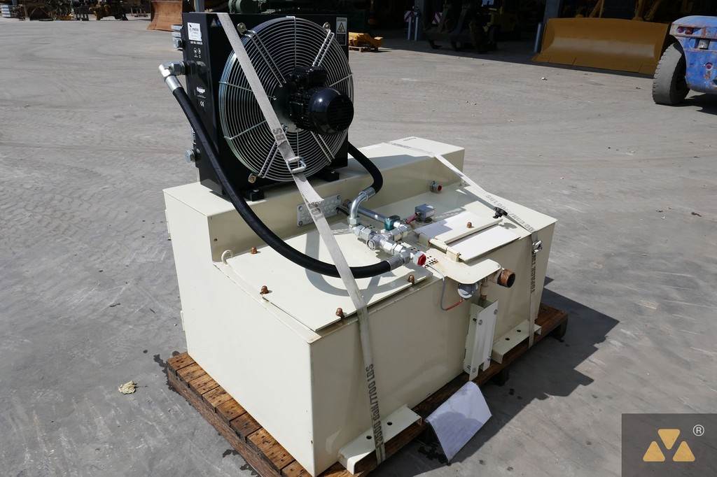Hydraulik and greasing unit  Machineryscanner